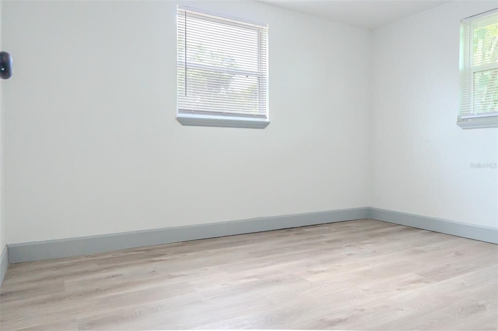 217 Betty Avenue S - Photo 25