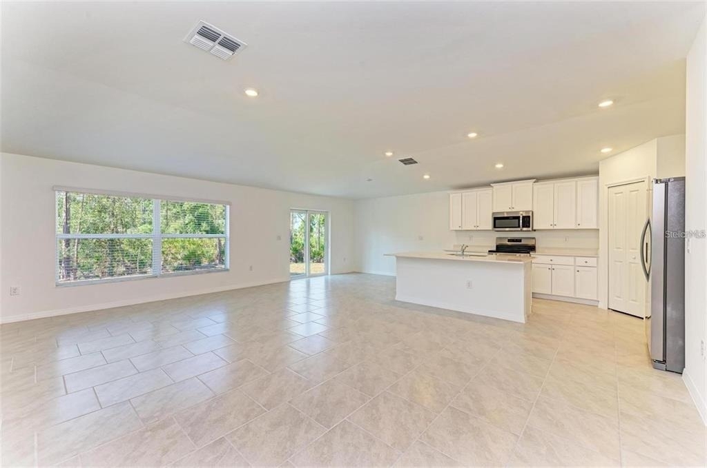 1485 Pulaski Street - Photo 1