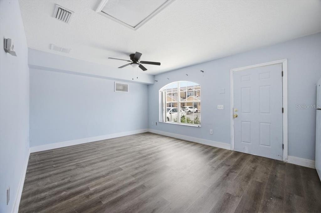 713 Washington Palm Loop - Photo 4