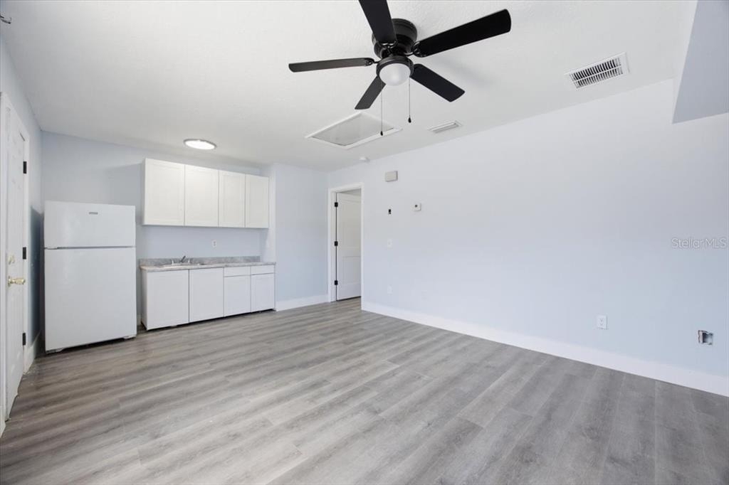 713 Washington Palm Loop - Photo 2