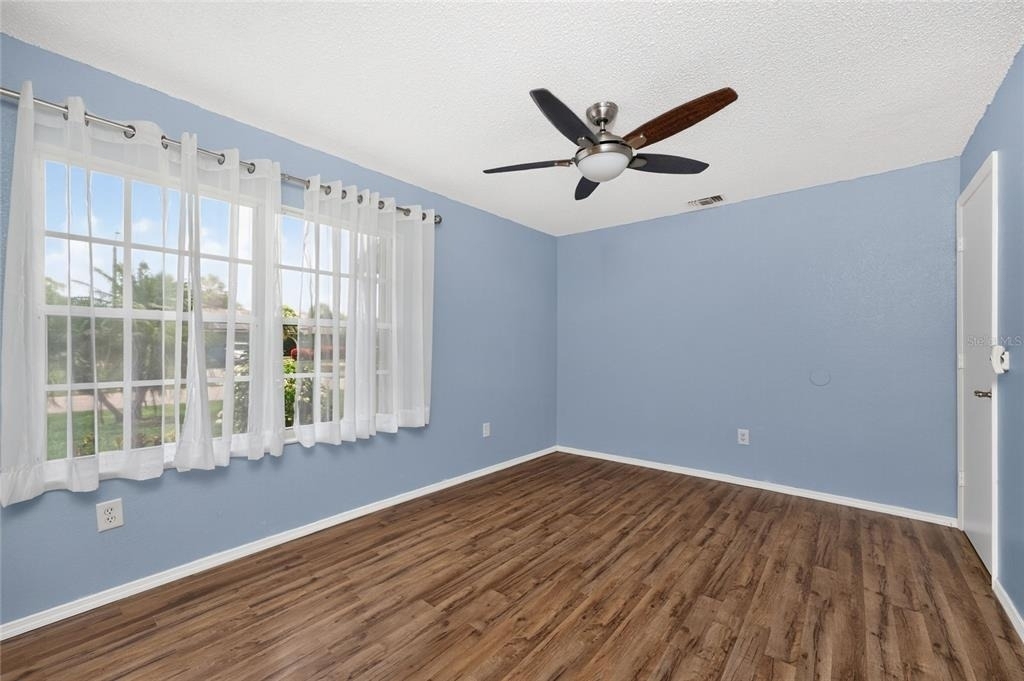 18407 Avon Avenue - Photo 20