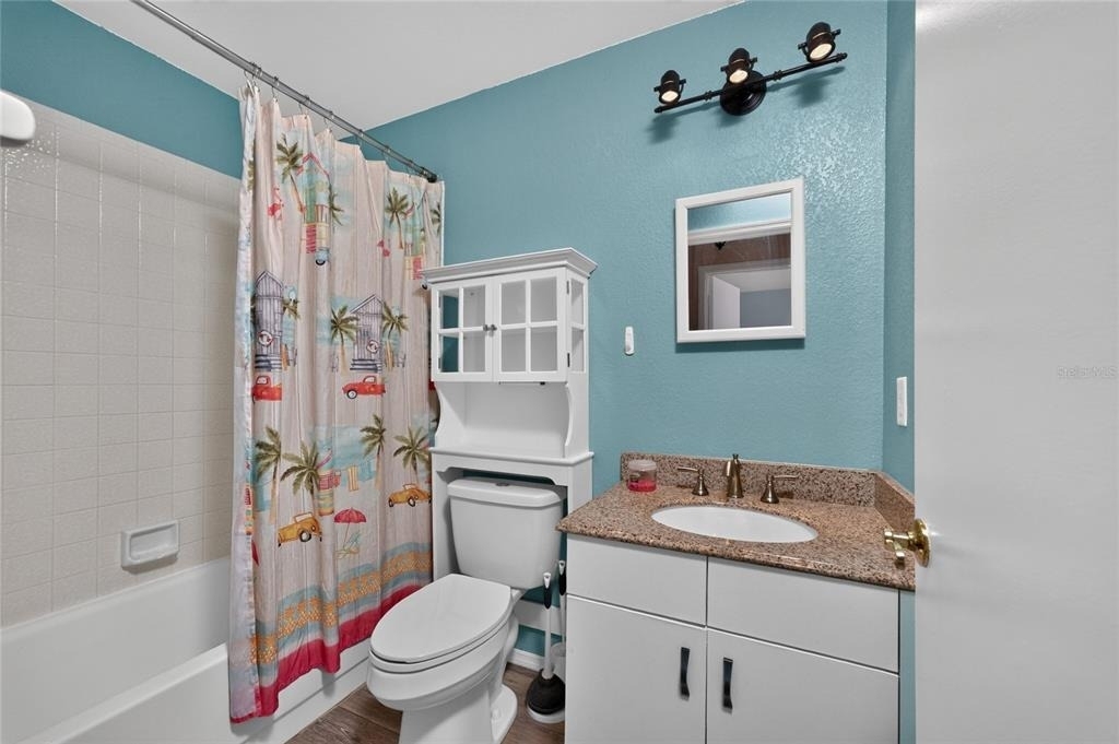 18407 Avon Avenue - Photo 25