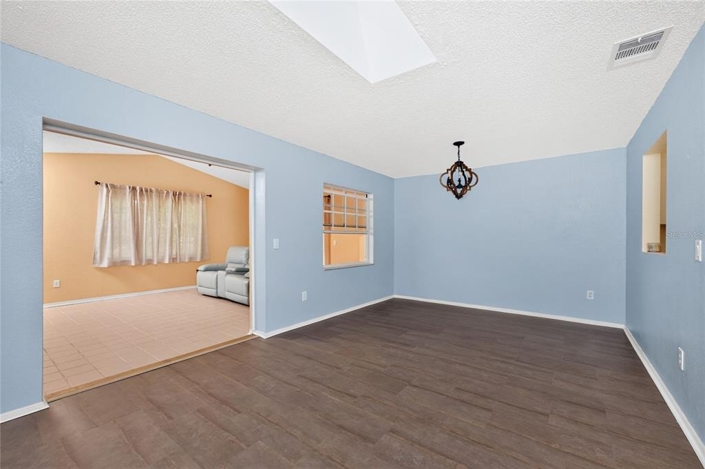 18407 Avon Avenue - Photo 16