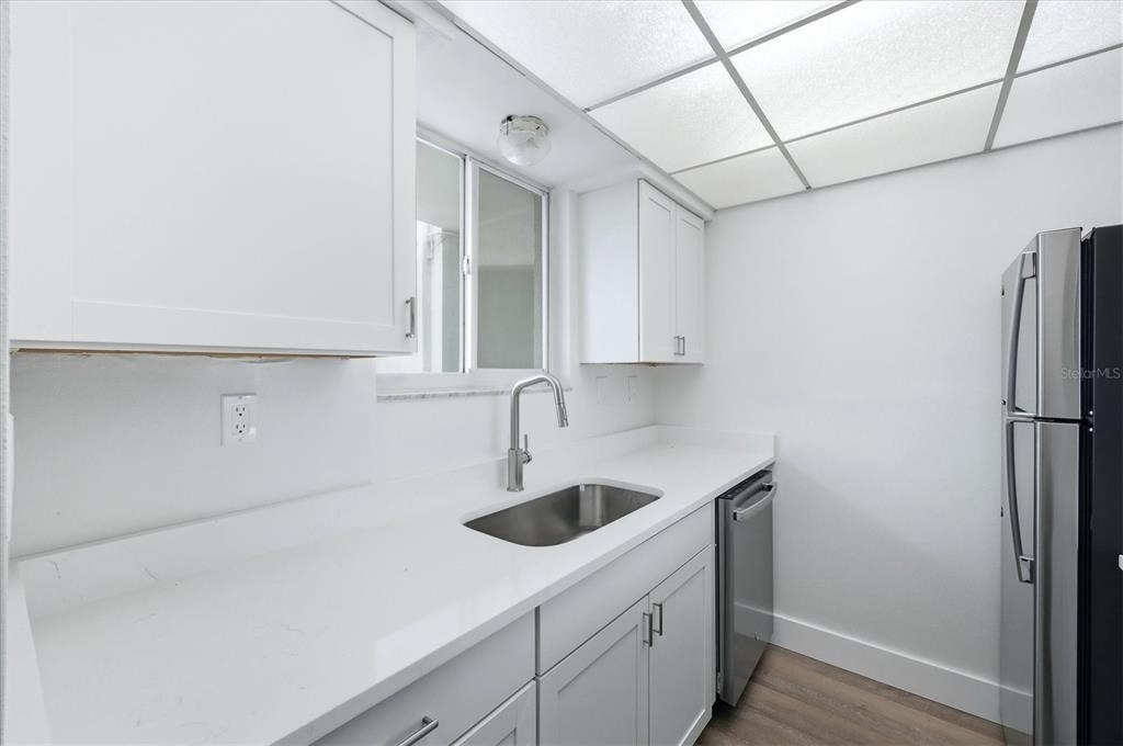 769 John Ringling Boulevard - Photo 11