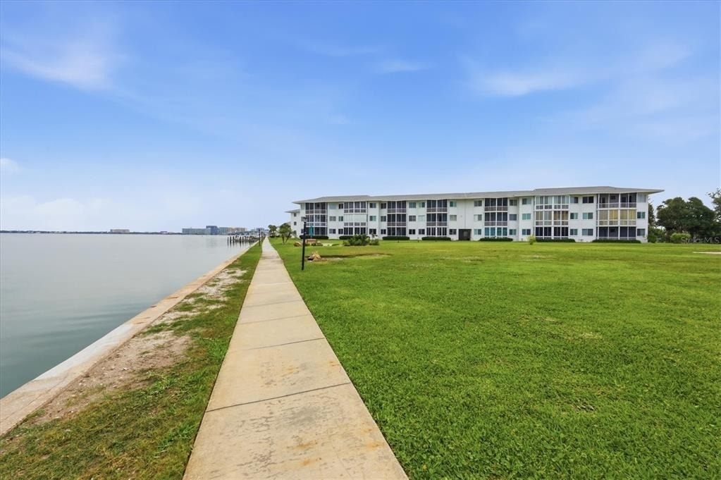 769 John Ringling Boulevard - Photo 29