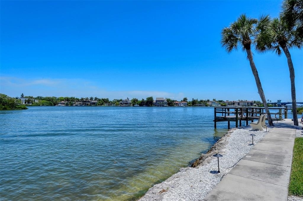 1250 N Portofino Drive - Photo 44