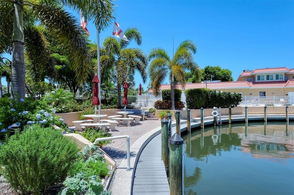 1250 N Portofino Drive - Photo 39