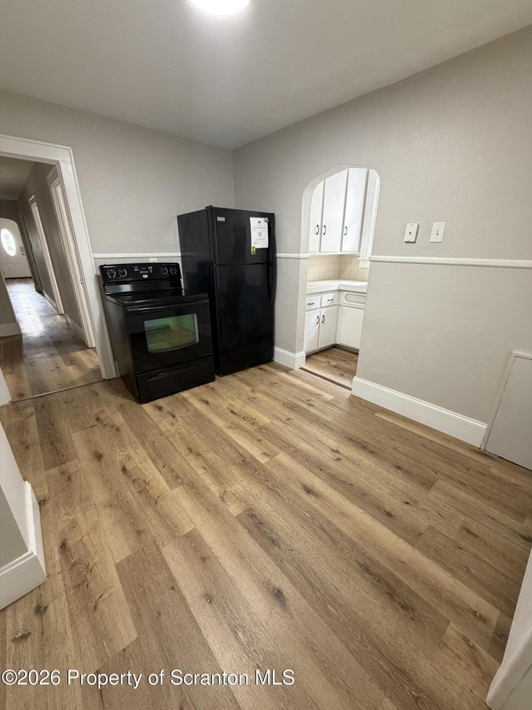 77 St Clair Street - Photo 4
