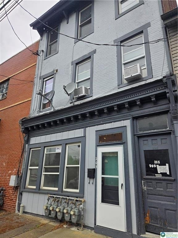 205 Front Street - Photo 0