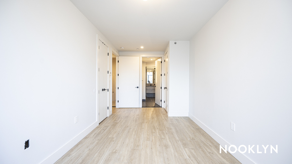 11 Herkimer St - Photo 8