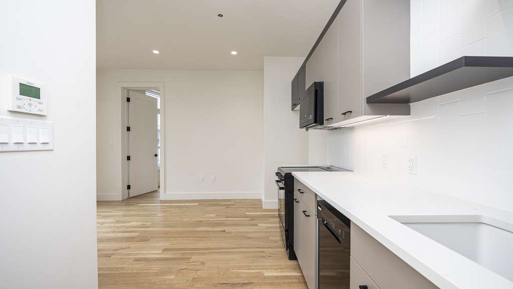 899 Fulton St - Photo 7