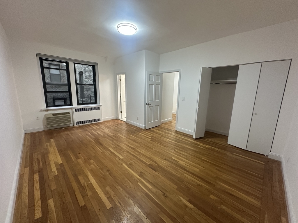 440 East 78th Street - Photo 0