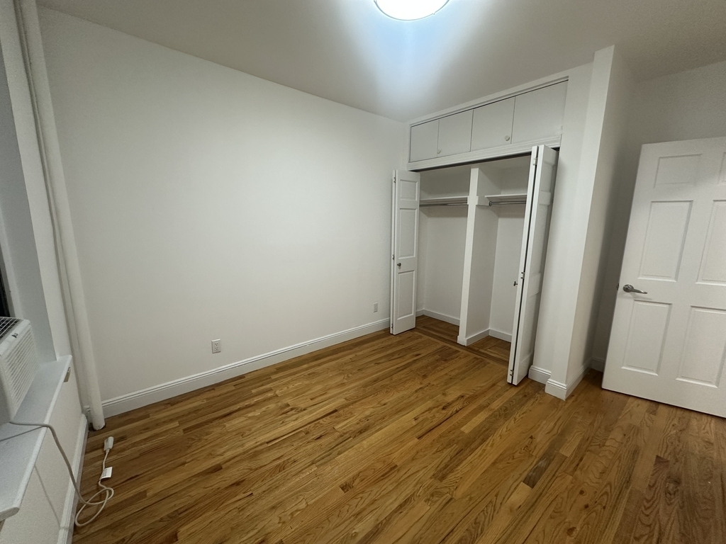 440 East 78th Street - Photo 5