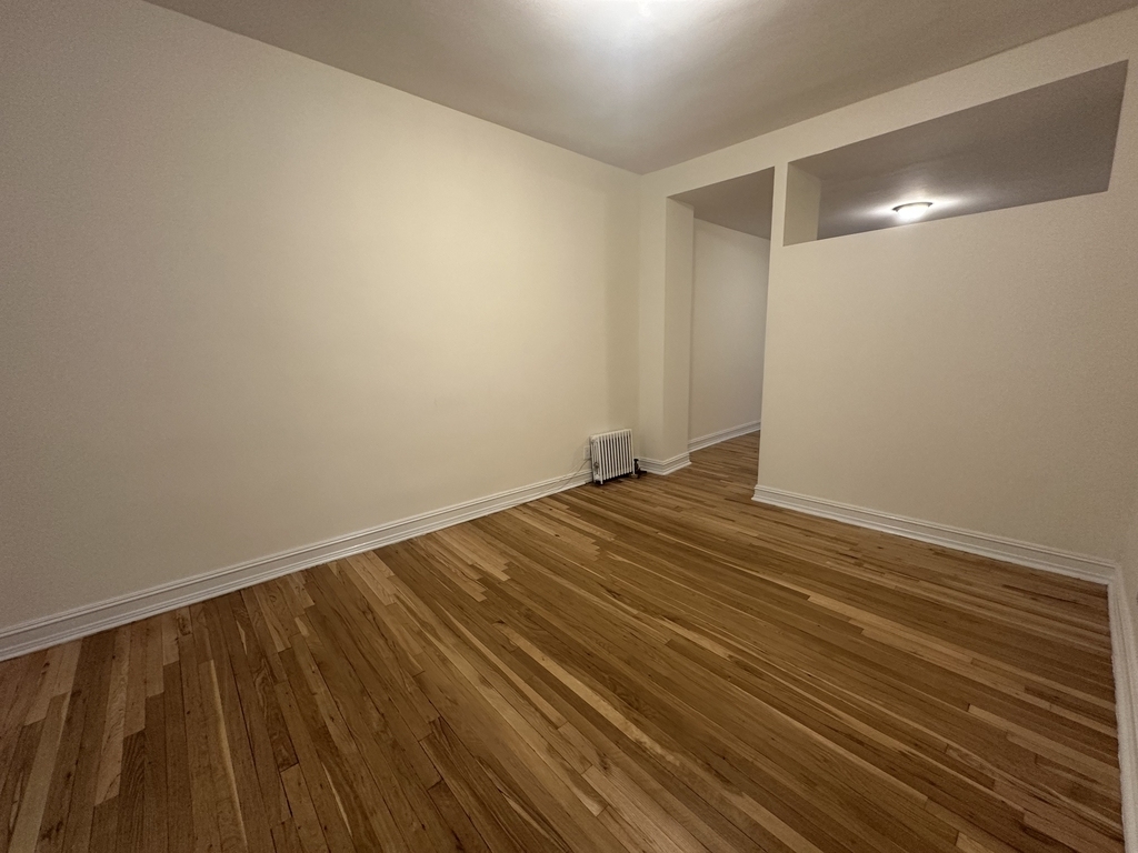226 East 74th Street - Photo 3