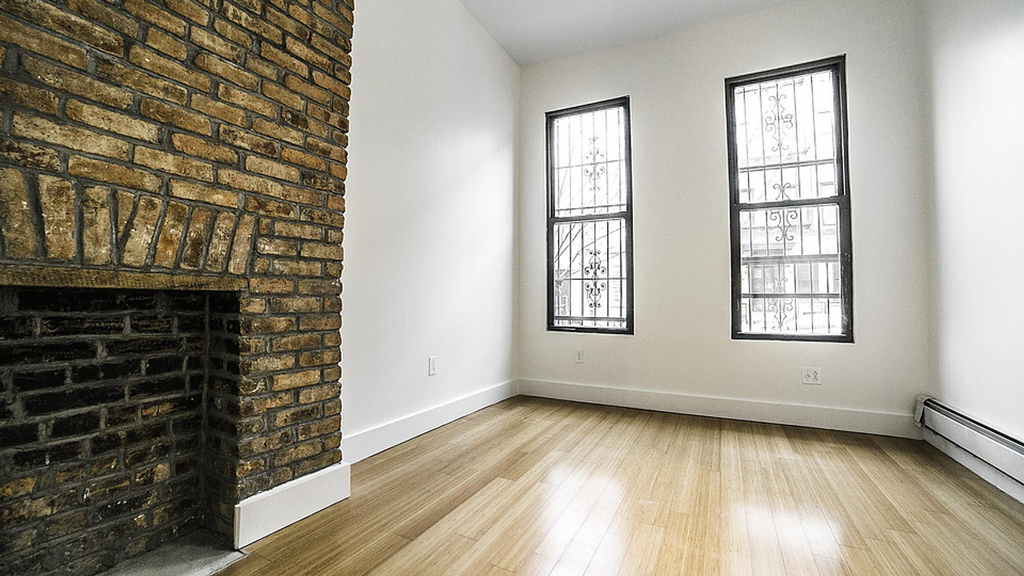 288 Troutman St - Photo 3