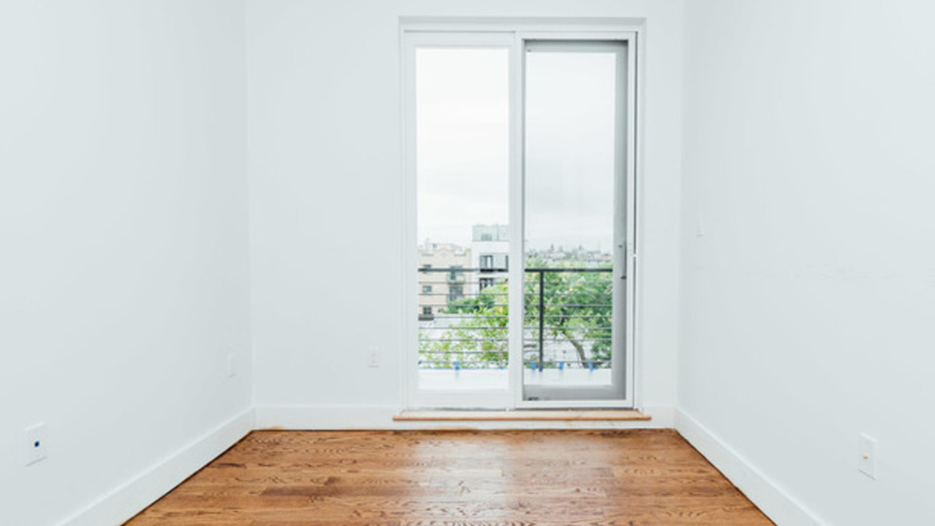 67 Stanhope St - Photo 12