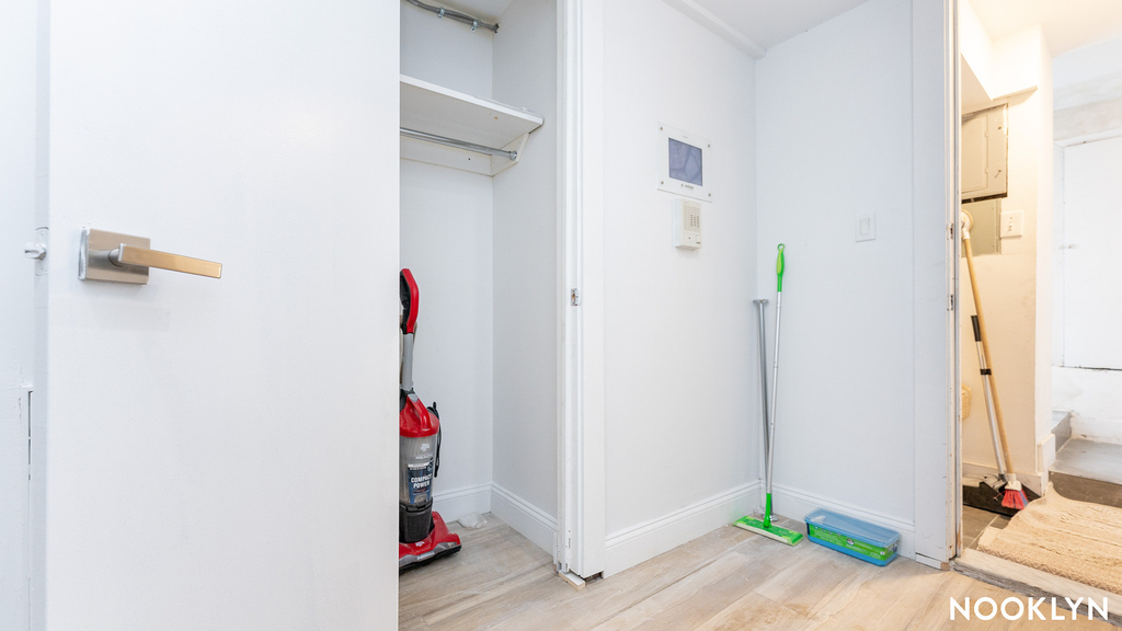 105 Weirfield St - Photo 10