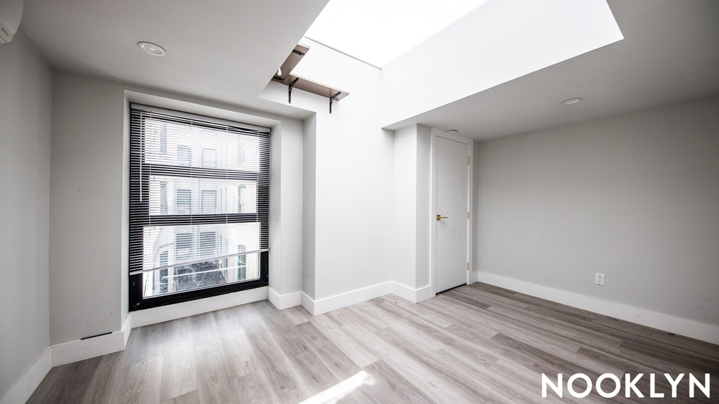 489 Washington Ave - Photo 10