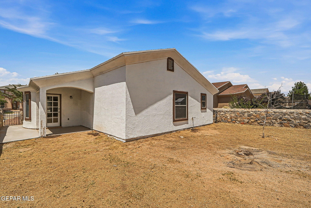 14214 Silver Point Avenue - Photo 22