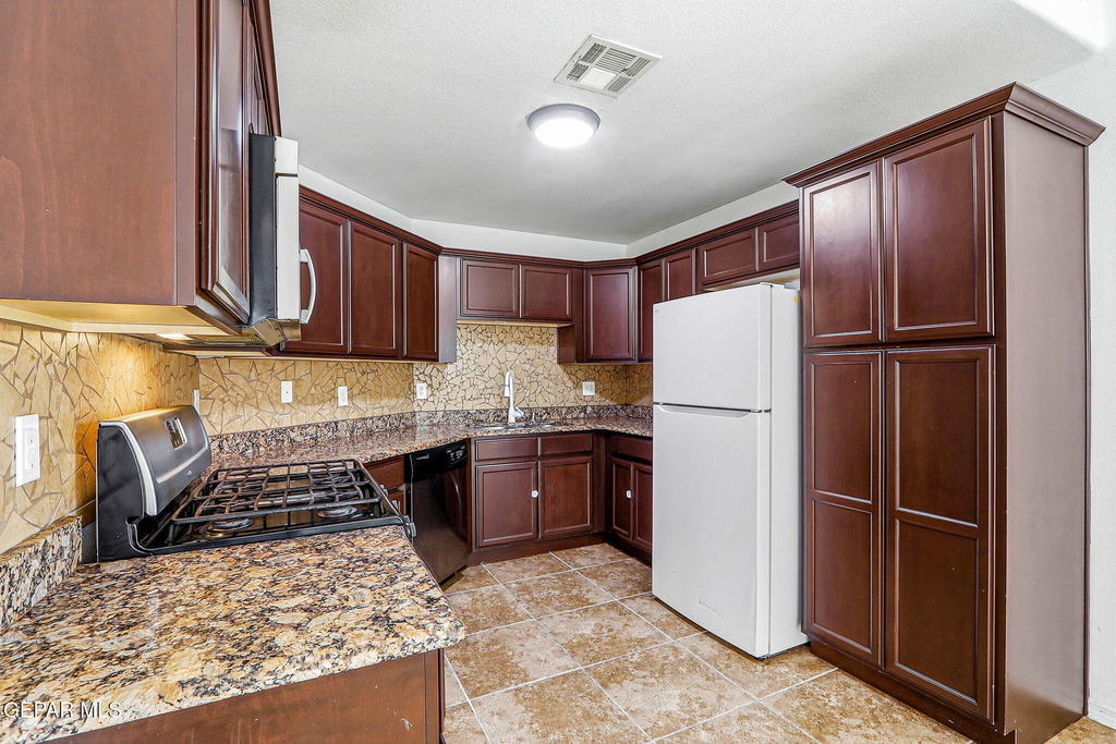 14214 Silver Point Avenue - Photo 8