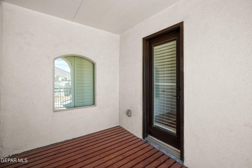 7877 Enchanted View Drive - Photo 34