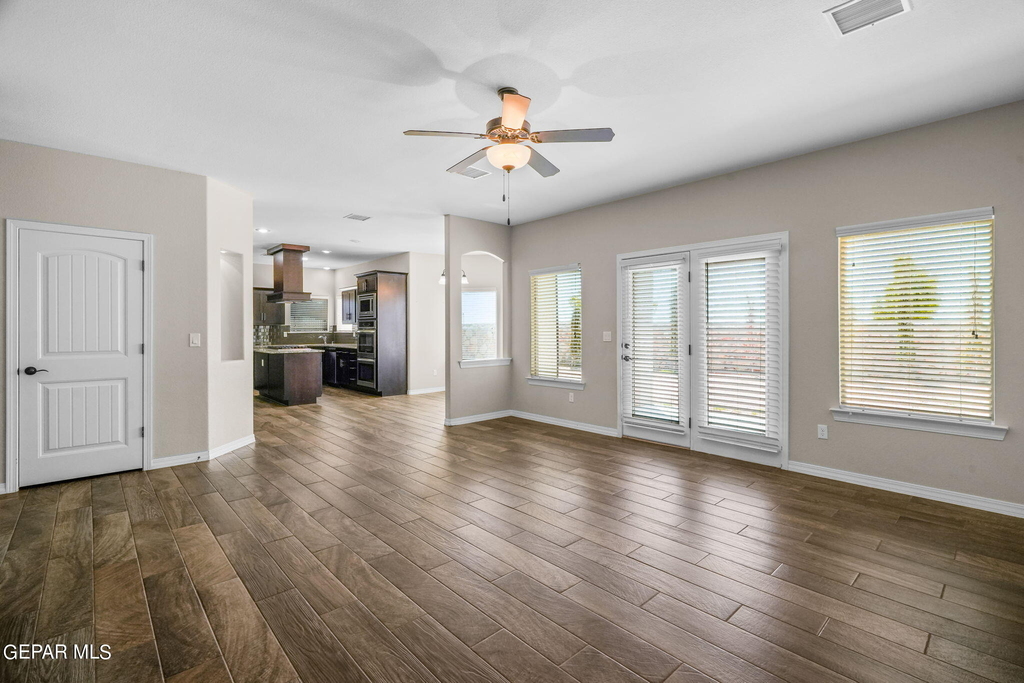 7877 Enchanted View Drive - Photo 22