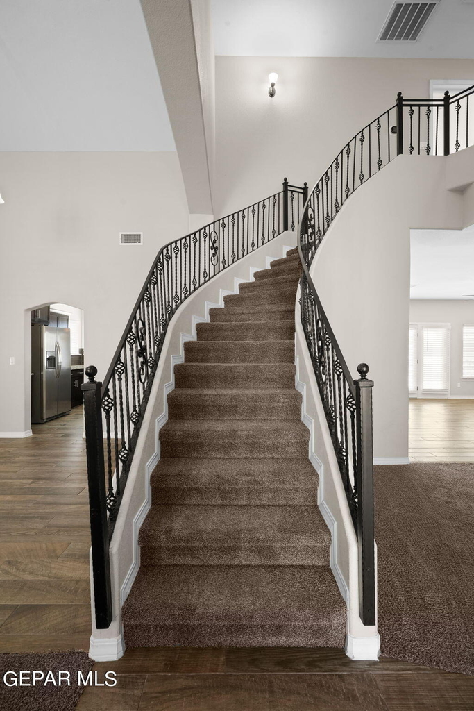 7877 Enchanted View Drive - Photo 9