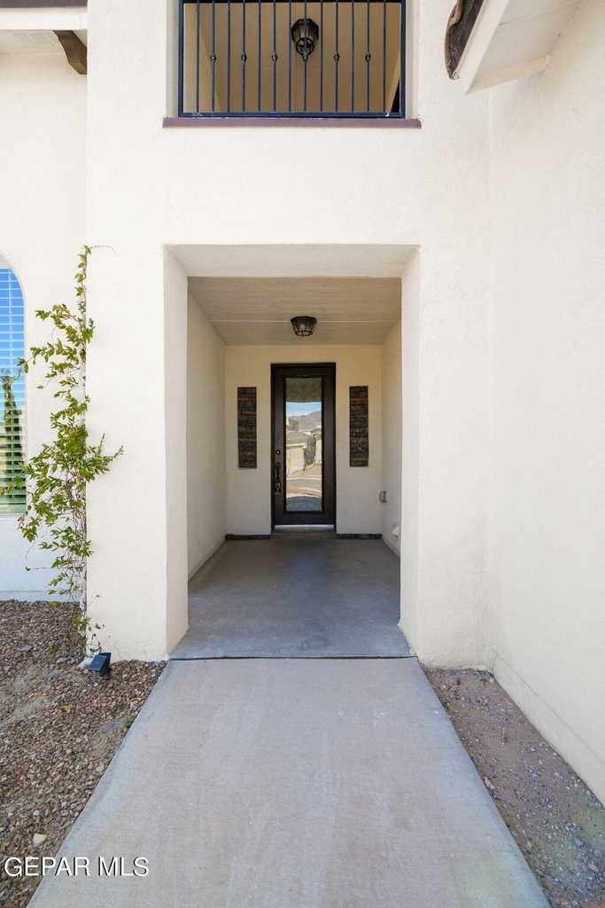 7877 Enchanted View Drive - Photo 3
