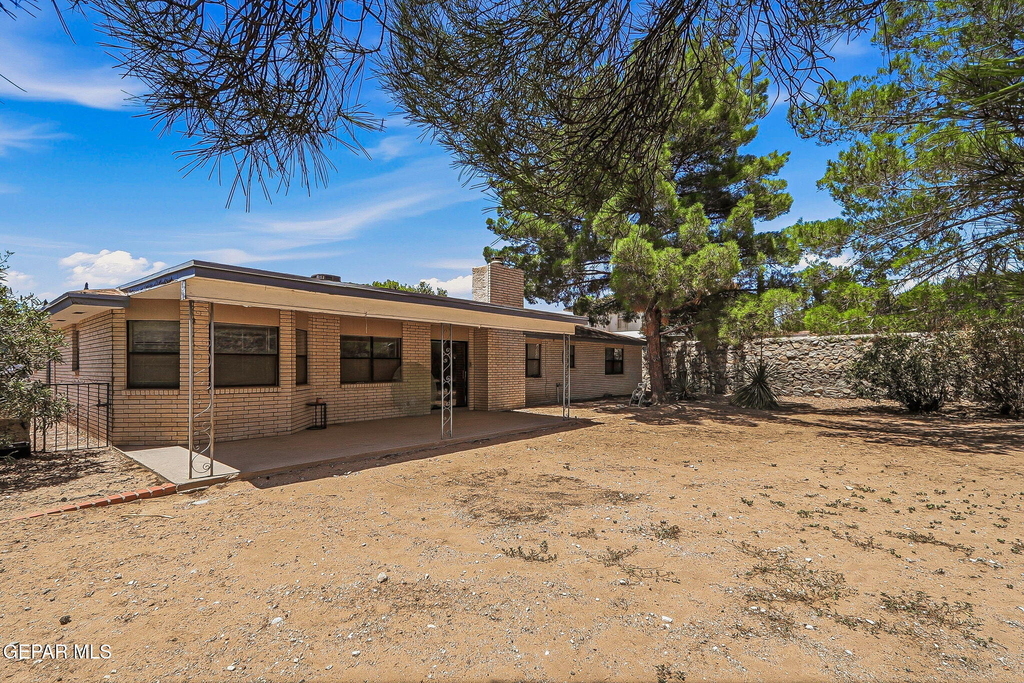 744 Cresta Mira Drive - Photo 30