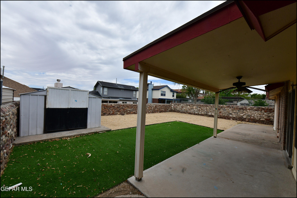 7737 Plaza Azul Road - Photo 34