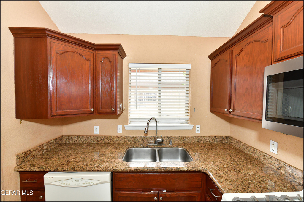 7737 Plaza Azul Road - Photo 12