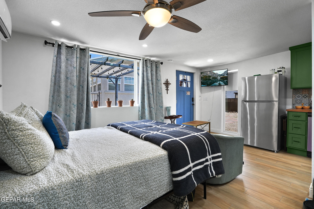 2718 Silver Avenue - Photo 8