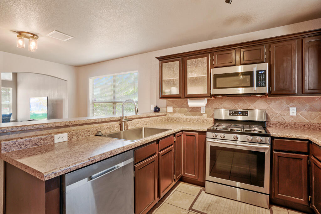 5905 Redstone Mesa Court - Photo 12
