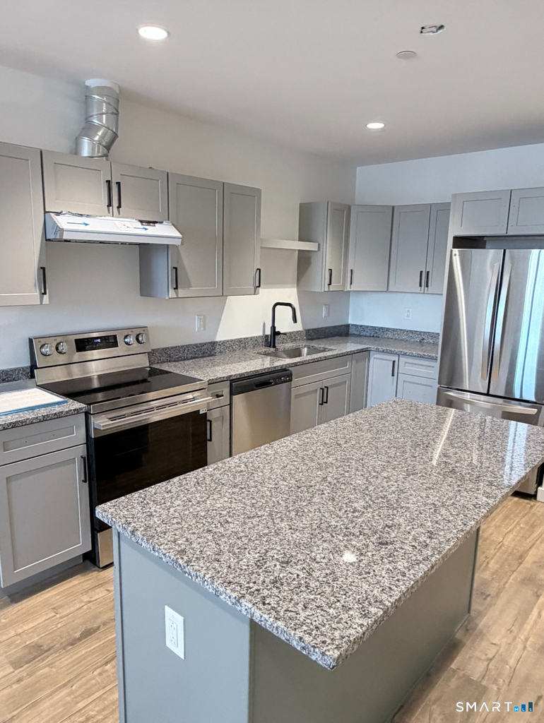 345 Main Street - Photo 2