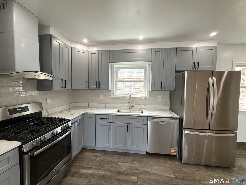 32 Hadley Street - Photo 8