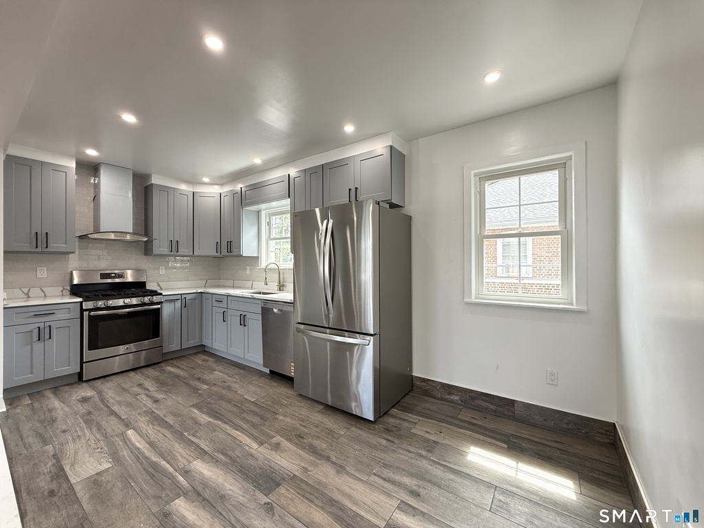 32 Hadley Street - Photo 4