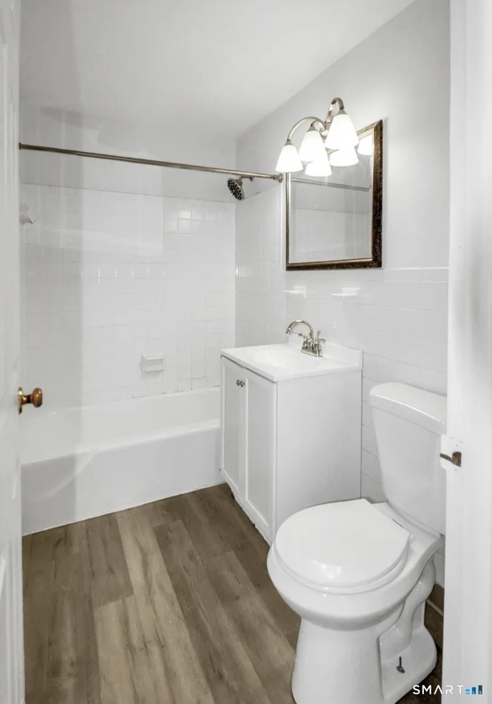 1310 Berlin Turnpike - Photo 7