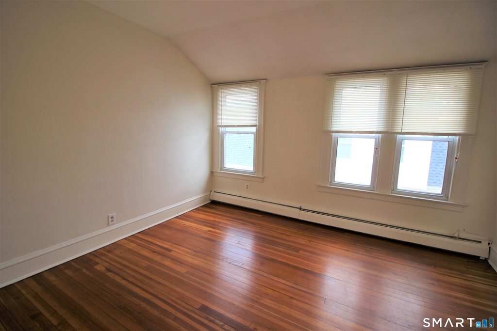19 Nesbit Avenue - Photo 6