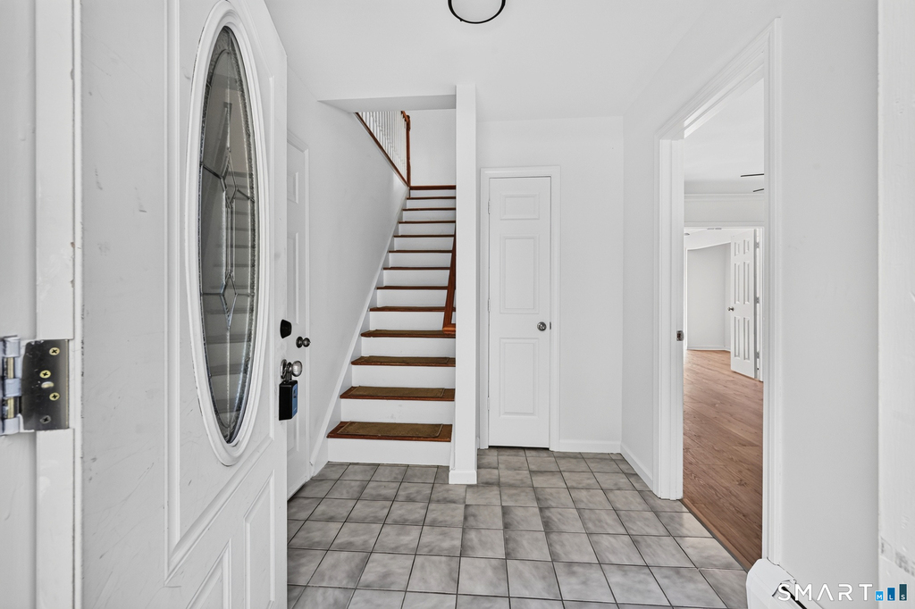 189 Kneen Street - Photo 2