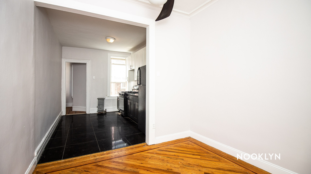 784 St Johns Pl - Photo 0
