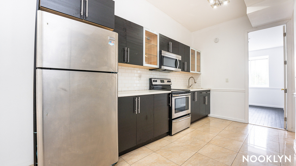 438 Wilson Ave - Photo 14