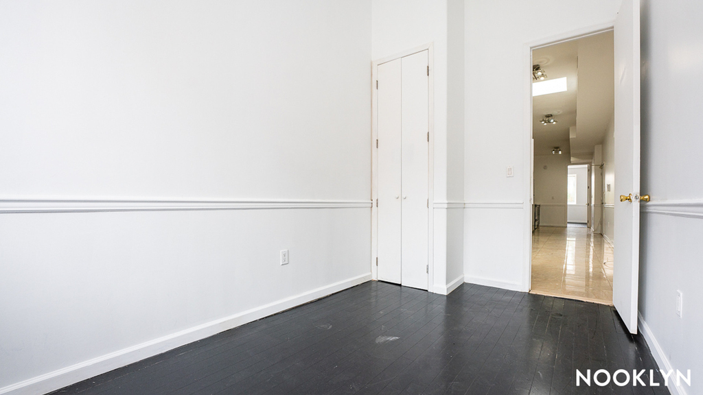 438 Wilson Ave - Photo 16