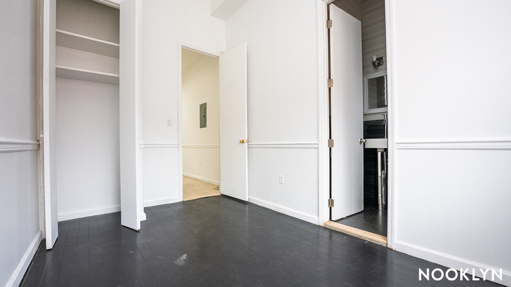 438 Wilson Ave - Photo 17