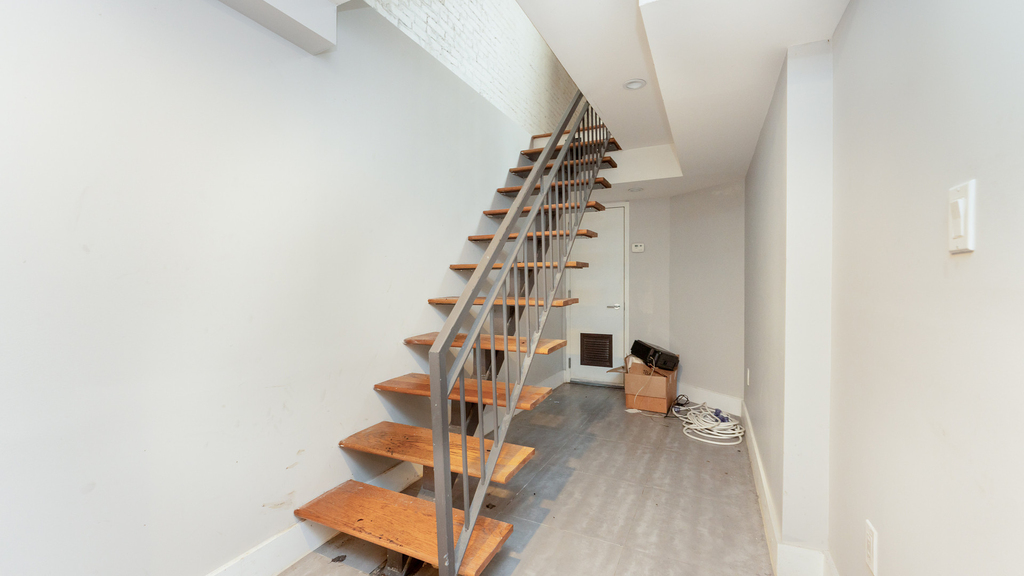 102 Rogers Ave - Photo 13