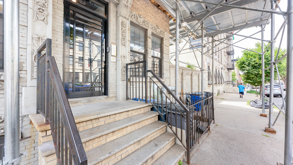 102 Rogers Ave - Photo 16