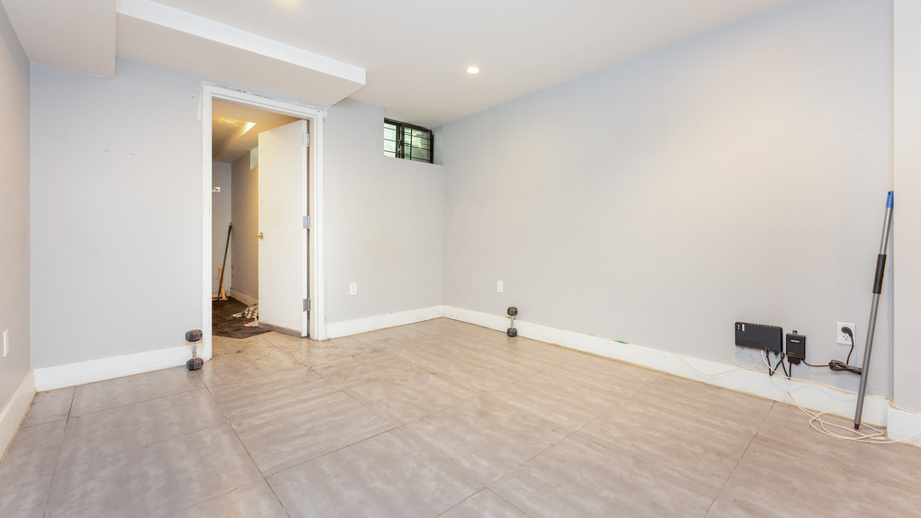102 Rogers Ave - Photo 11