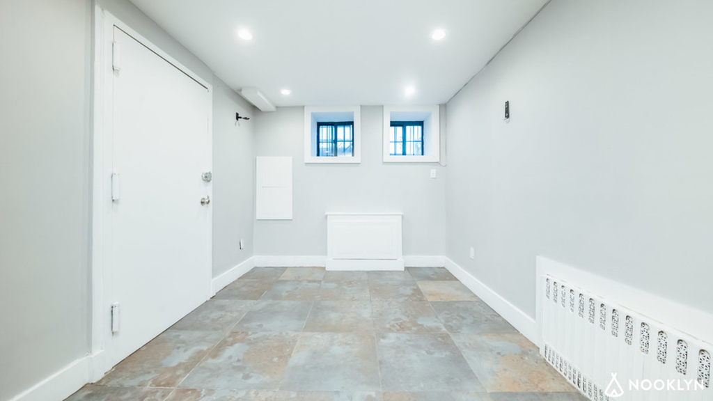 1013 Pacific St - Photo 6