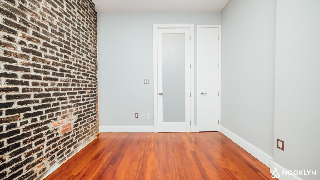 1013 Pacific St - Photo 13