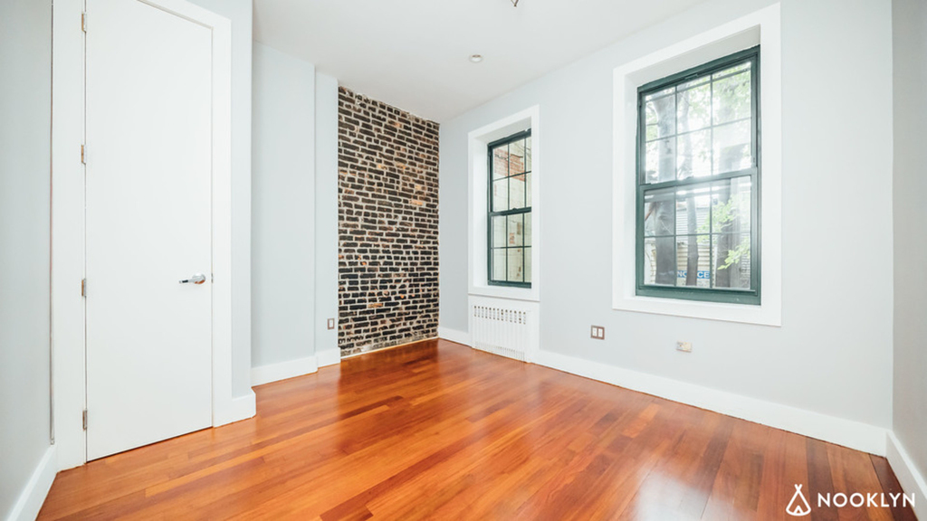 1013 Pacific St - Photo 7