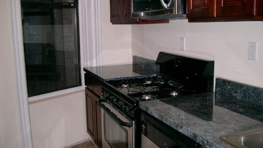 354 Myrtle Ave - Photo 1